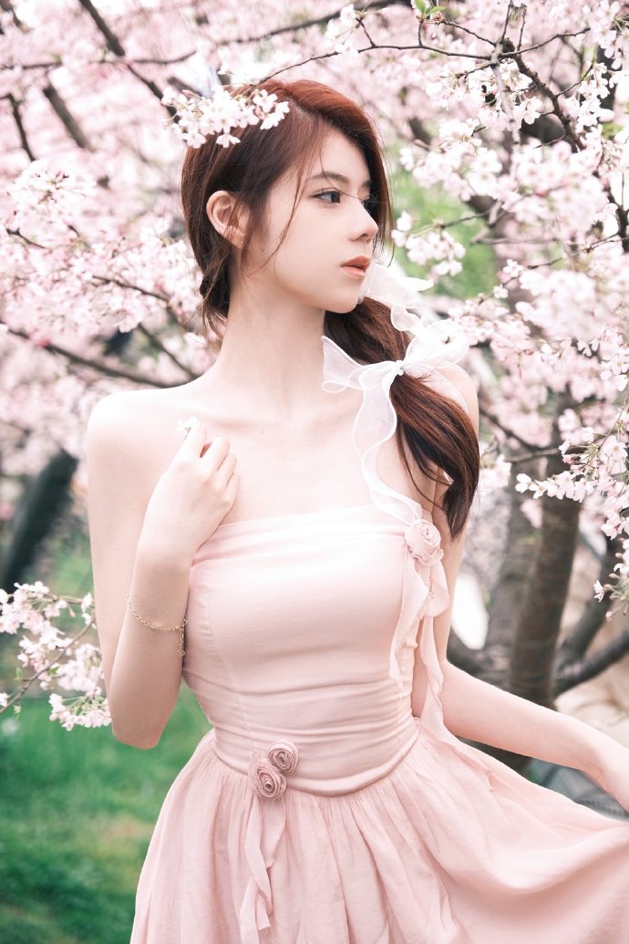 葬送的芙莉莲 封面